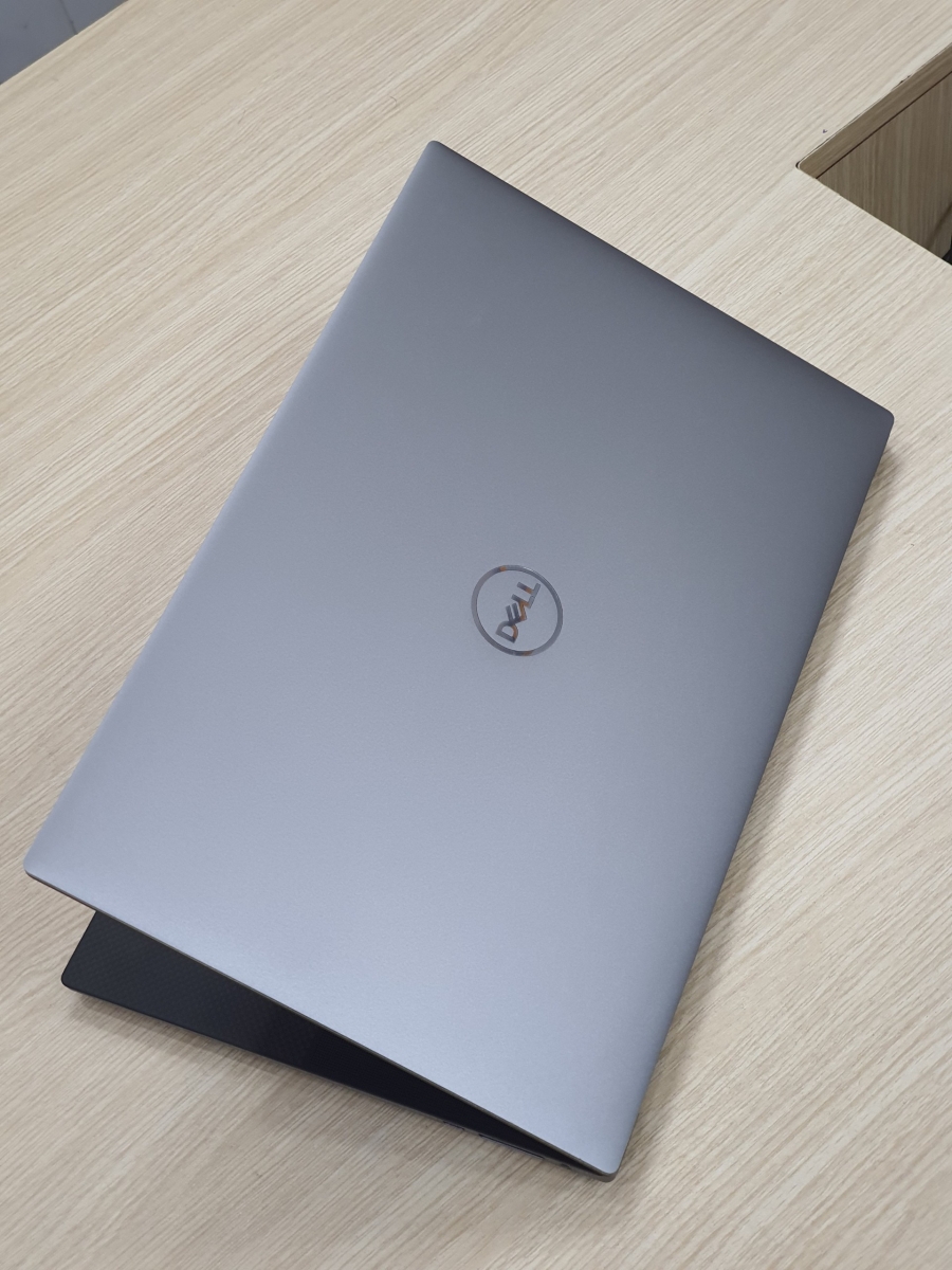 laptop đồ họa dell precision 5560 i9